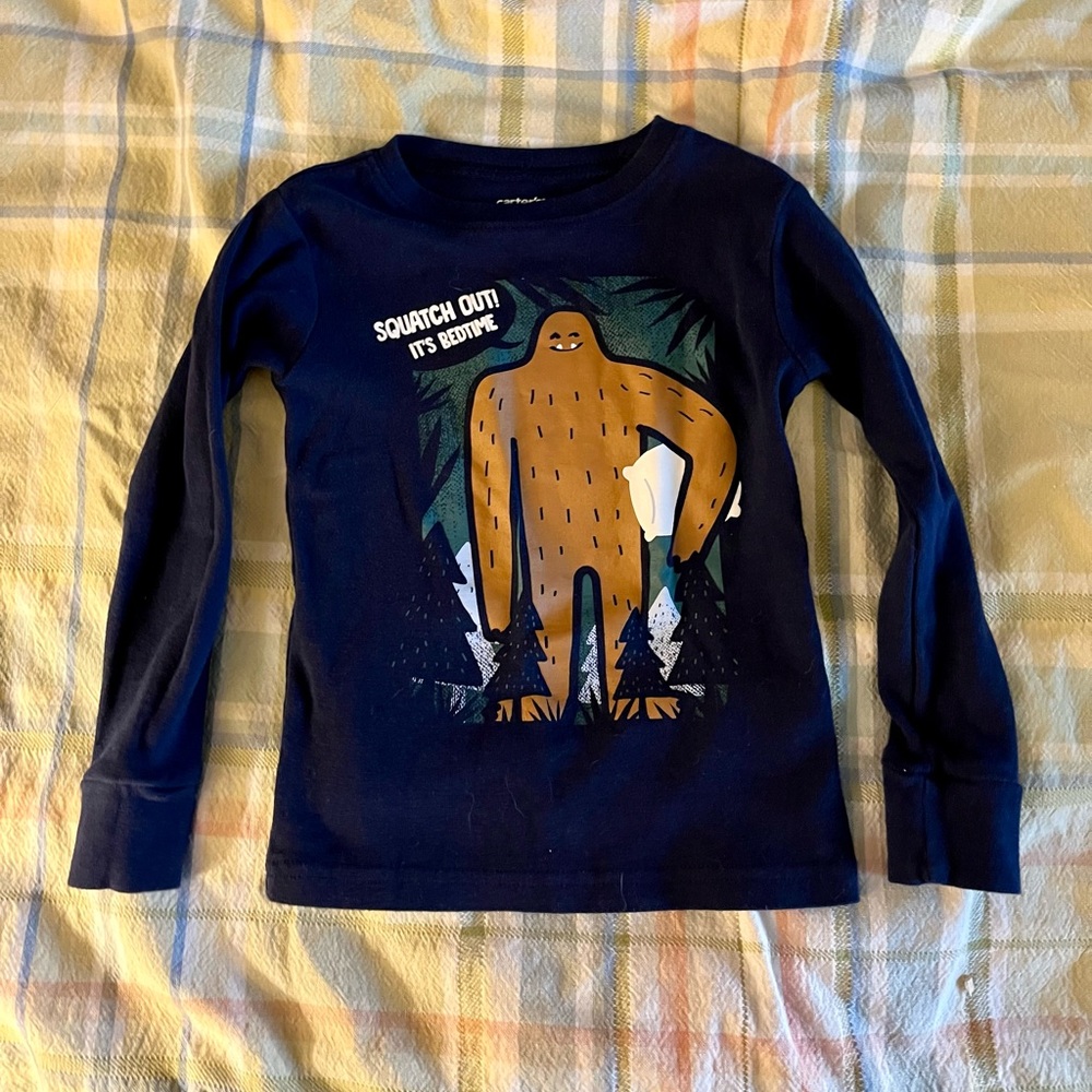 Navy Blue Kids Long Sleeve‎ Shirt with Bigfoot Graphic